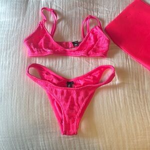 Triangl Bikini Set
